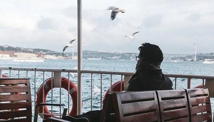 何润东16年前上《非诚勿扰》被灭7盏灯！女嘉宾嫌弃他的厚嘴唇