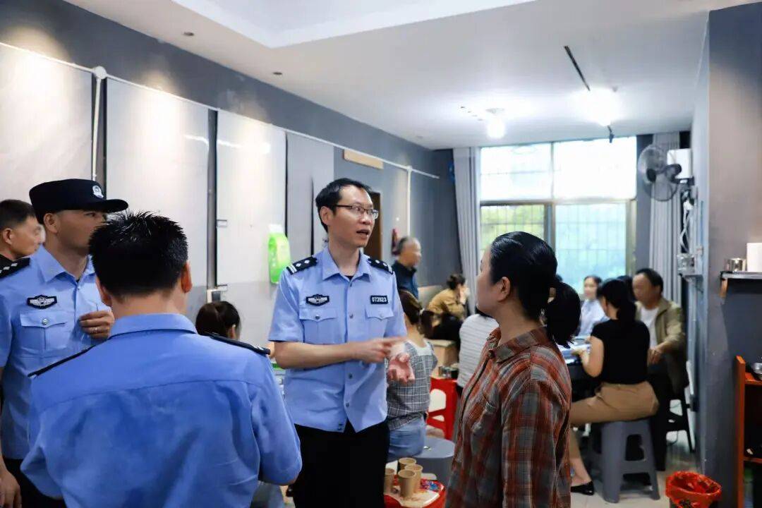 湖南汨罗一麻将馆被查，28人被罚，2人被采取刑事强制措施